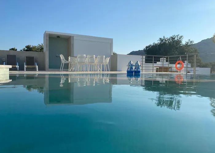Palm Marie - Rhodes Villa Kalithies
